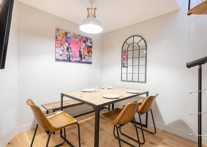 Enchanting Parisian Daire