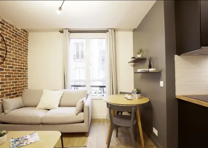 Enchanting Parisian Apartamento