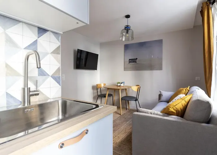 Enchanting Parisian Apartamento