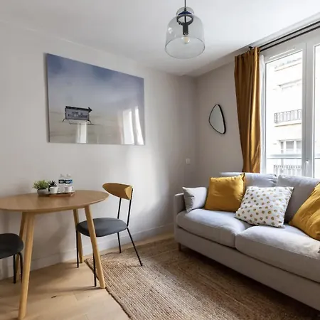Enchanting Parisian